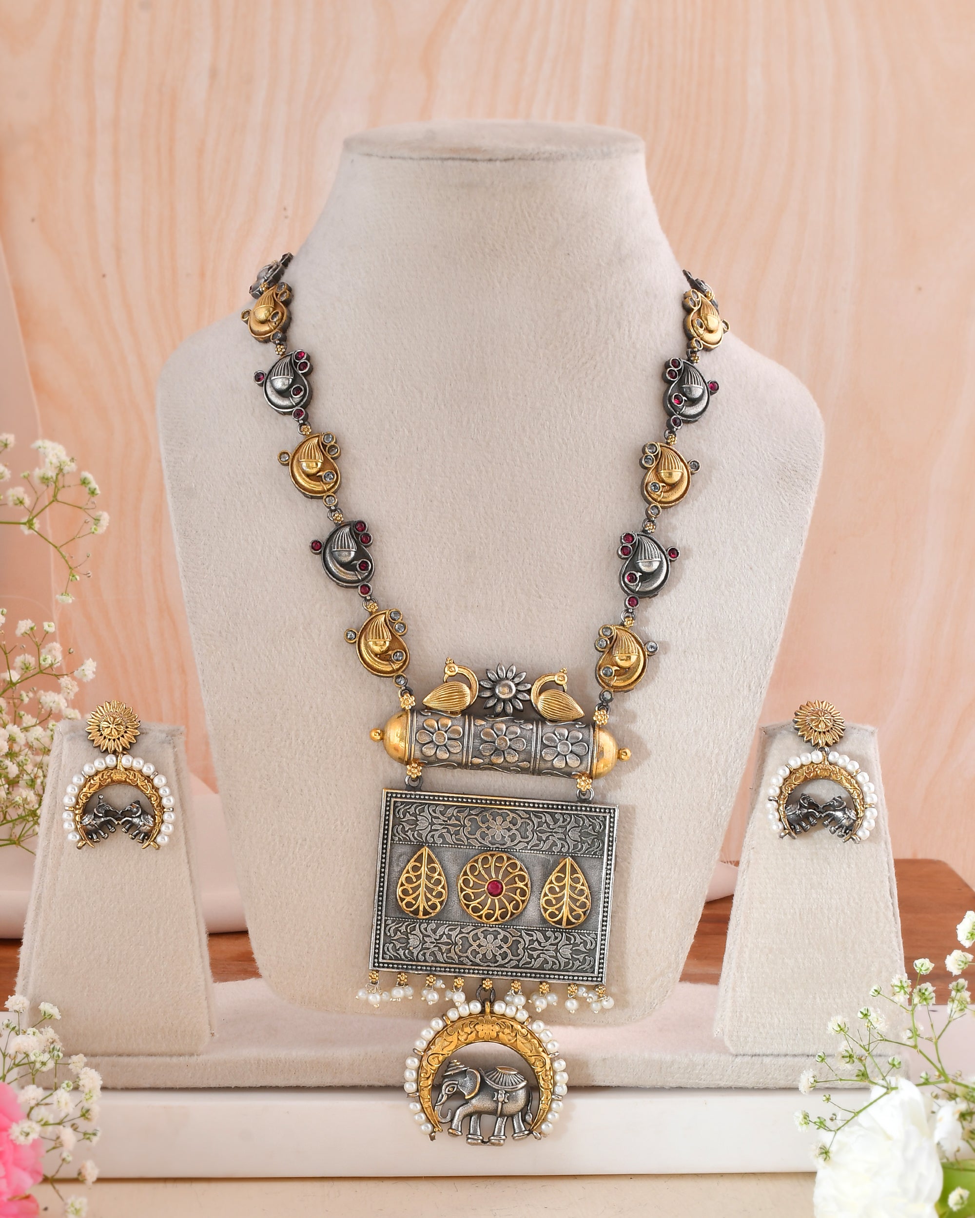 Rajsi Gajraj Dandiya Necklace Set